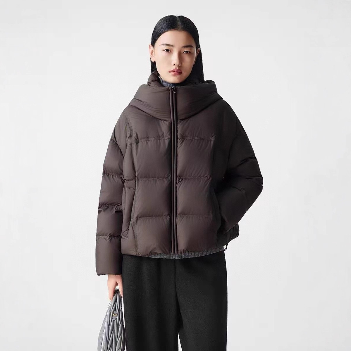 Lang* Women's 2025 Winter New Stand Collar Lightweight Hooded down Jacket Women's Short Jacket Hooded Warm