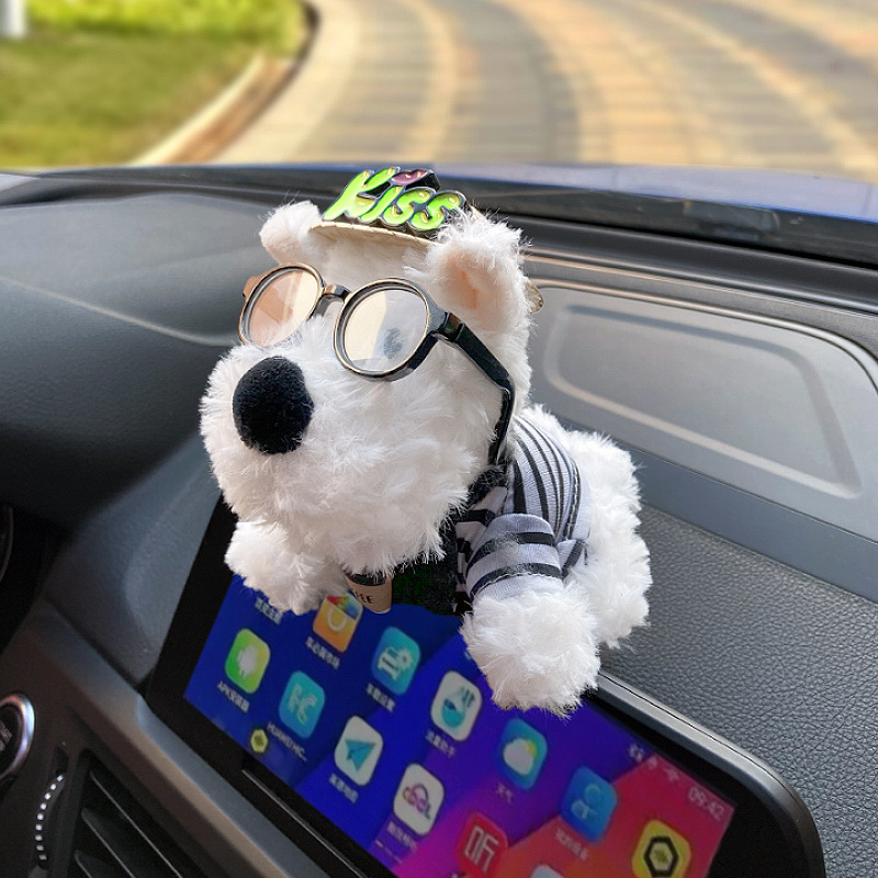 Adornos de la pantalla del coche lindo de Xiang Qian Chong 2024 West Highland Auto Display Regalo de muñeca de decoración de muñeca