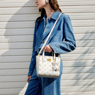 [Same Style as Shen Yue] Nu New Zealand Pegasus Small Tote Bag Women's 2025 New Vegetable Basket Satchel Commuter Bag