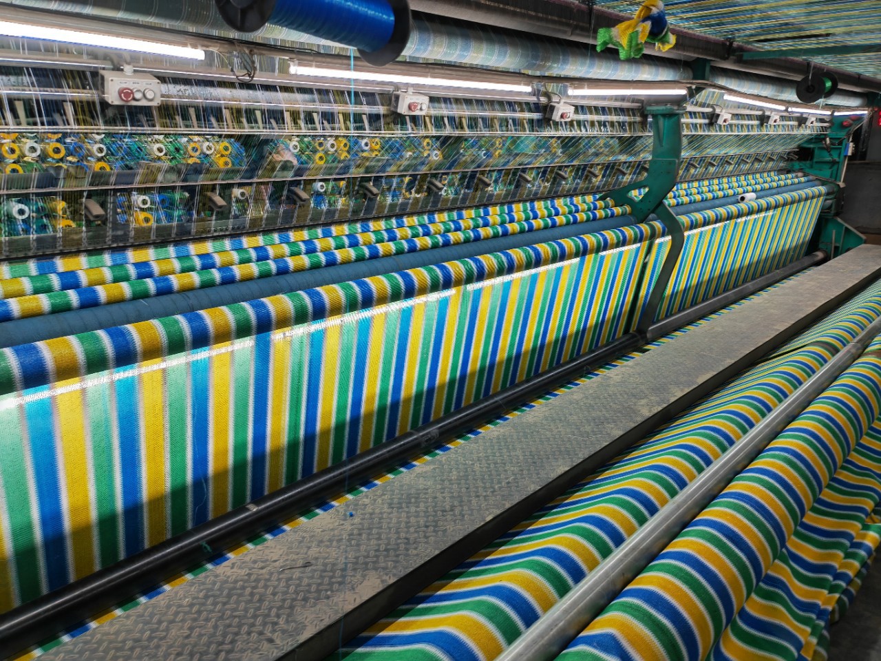 colour Shade net encryption thickening sunshade Sunscreen Insulation Network brand new ageing Hemming Punch holes Electricity supplier Selling