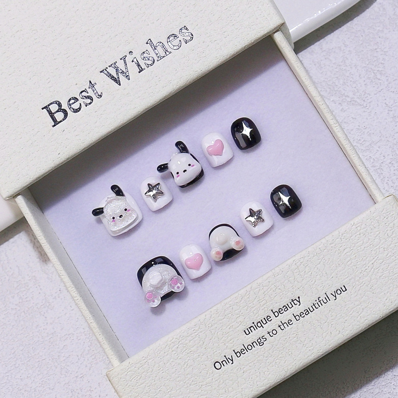New handmade children's cute cartoon fake nails 3-12 years old pure handmade boutique short nail wholesale New handmade children's cute cartoon fake nails 3-12 years old pure handmade boutique short nail wholesale