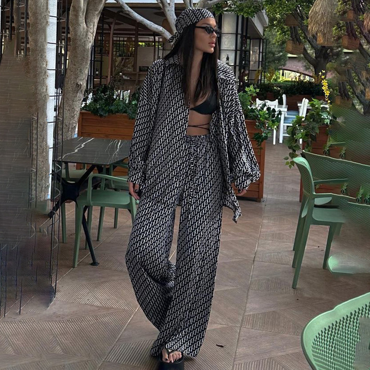 2026 New European American Women's Spring Fashion High-End Long-Sleeve Loose Shirt And Pants Two-Piece Satin Print Set_ecoleips.com