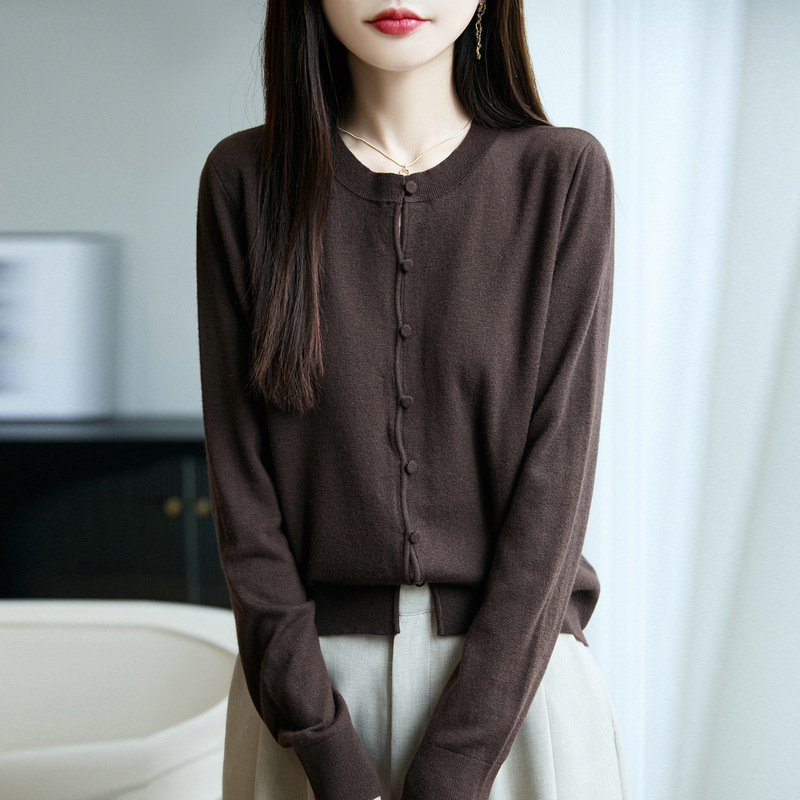 48支精纺100羊毛2025秋冬新款圆领假两件真两层针织开衫女外套|undefined