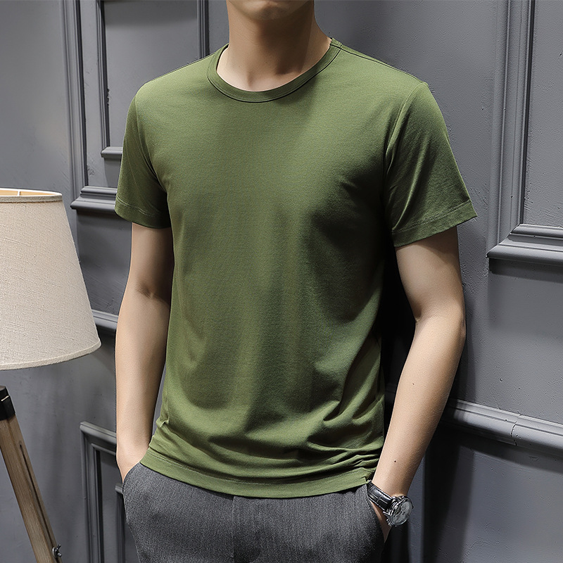 Venta al por mayor de los hombres de color sólido de manga corta Camiseta más tamaño verano estilo coreano slim fit moda guapo cuello redondo media manga camiseta