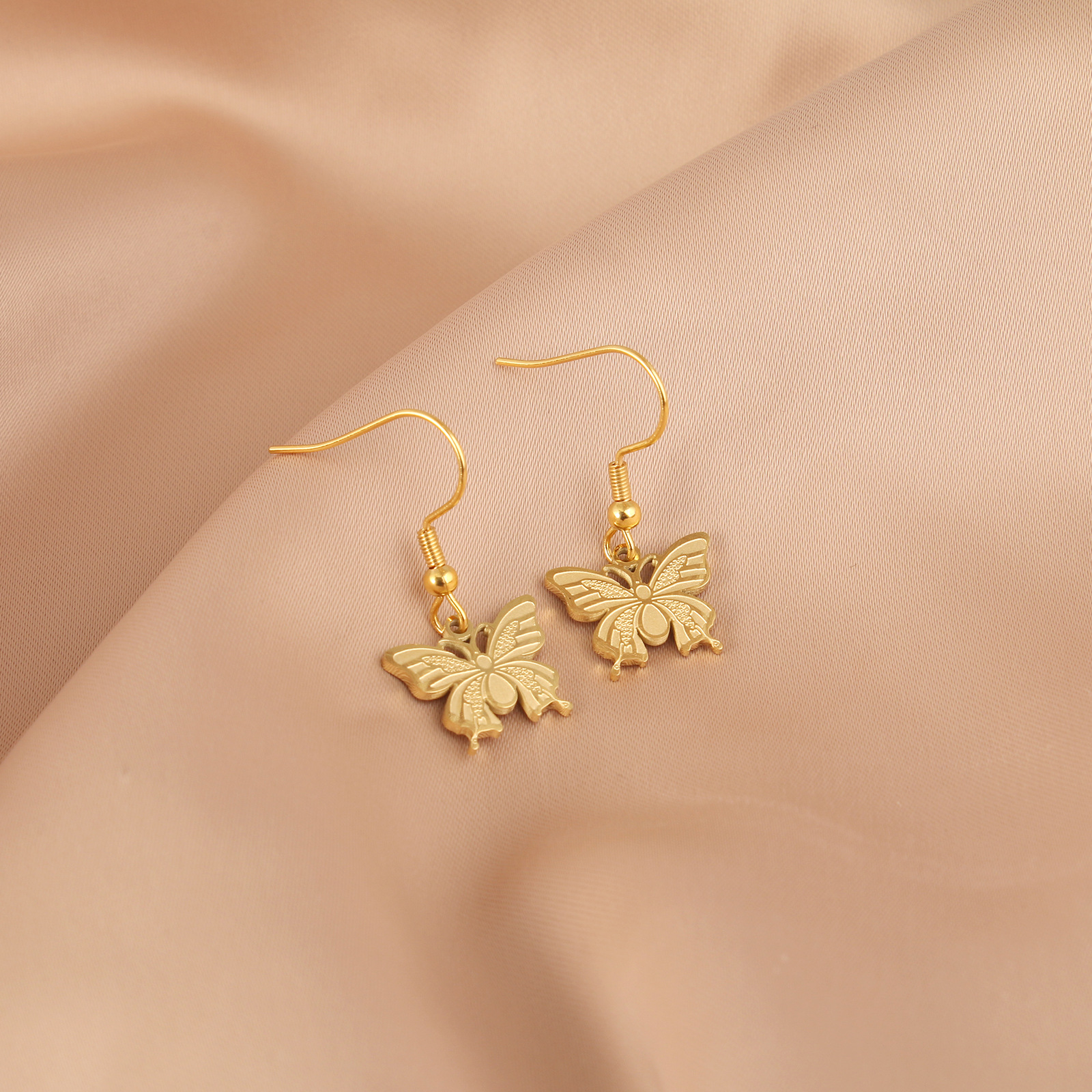 Fashion Butterfly Stainless Steel Plating Pendant Necklace