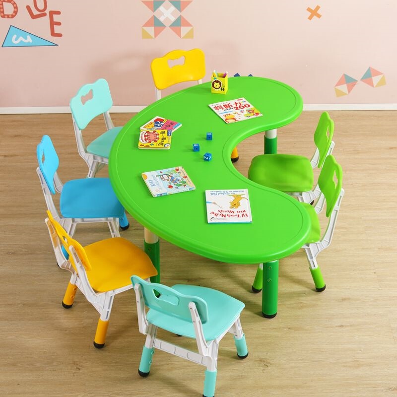 Children's Table and Chair Set, Kindergarten Table and Chair, Baby Painting, Game, Learning Desk, Plastic Adjustable Moon-Shaped Creative Table