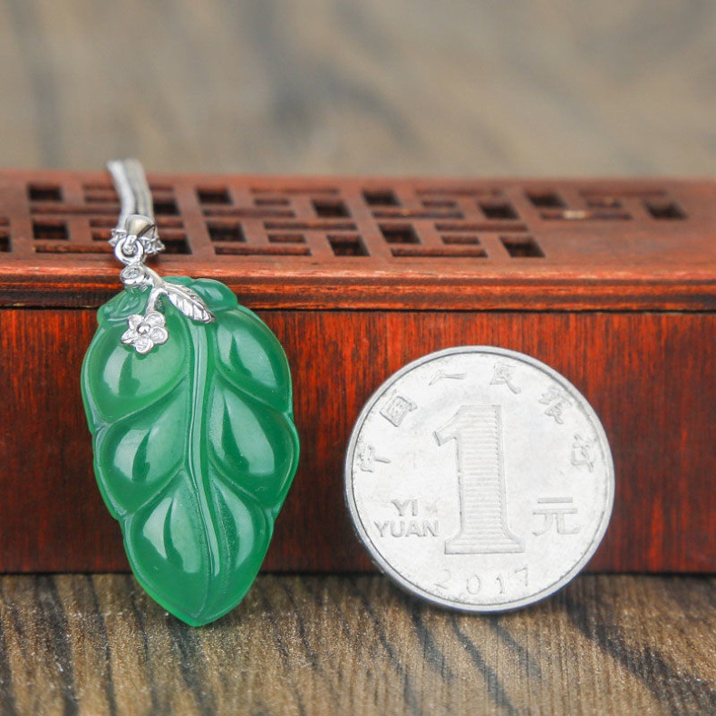 Dây chuyền bạc sterling nữ mặt dây chuyền đá chalcedony hình hạt đậu bốn mùa chi tiết 6