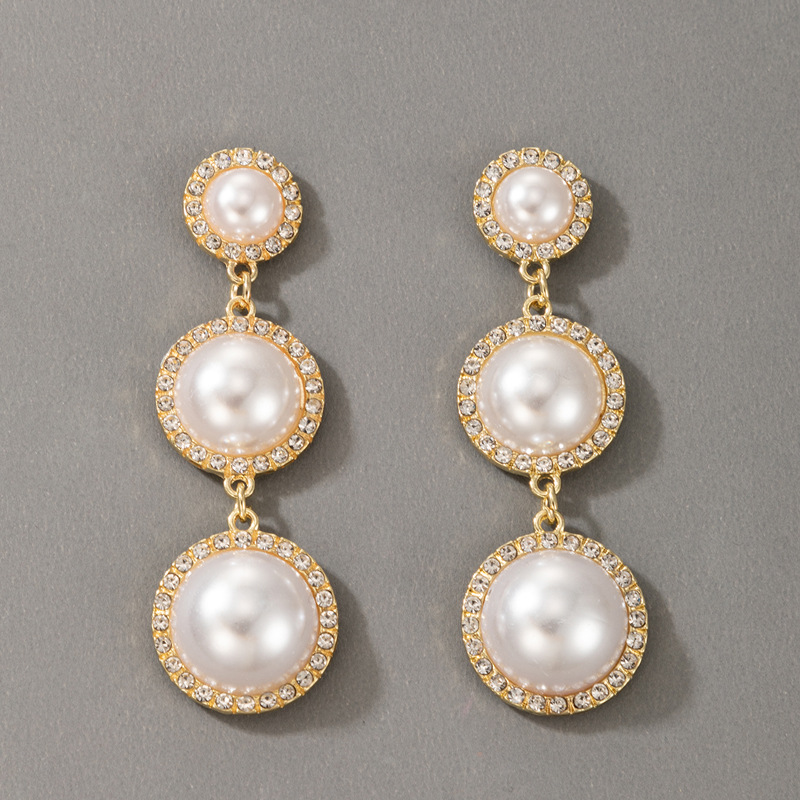 Circle Diamond-studded Pearl Tassel Earrings display picture 4