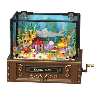 Building Block Toy Ornaments, Deep Sea Shark Fish Tank Scene Building Blocks, 721Pcs, Hand-Cranked Dynamics, Environmental Photo