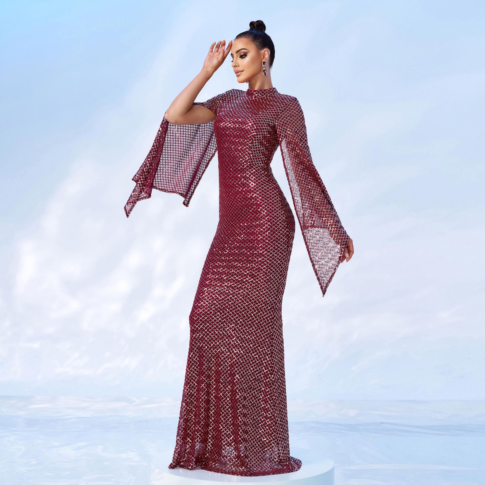 Long Sequinned Evening Dress For Prom And Banquet Women's Style_voghion.com
