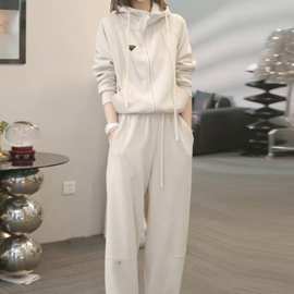 时尚休闲短款套装女秋冬新款韩版长袖开衫卫衣阔腿裤百搭两件套装