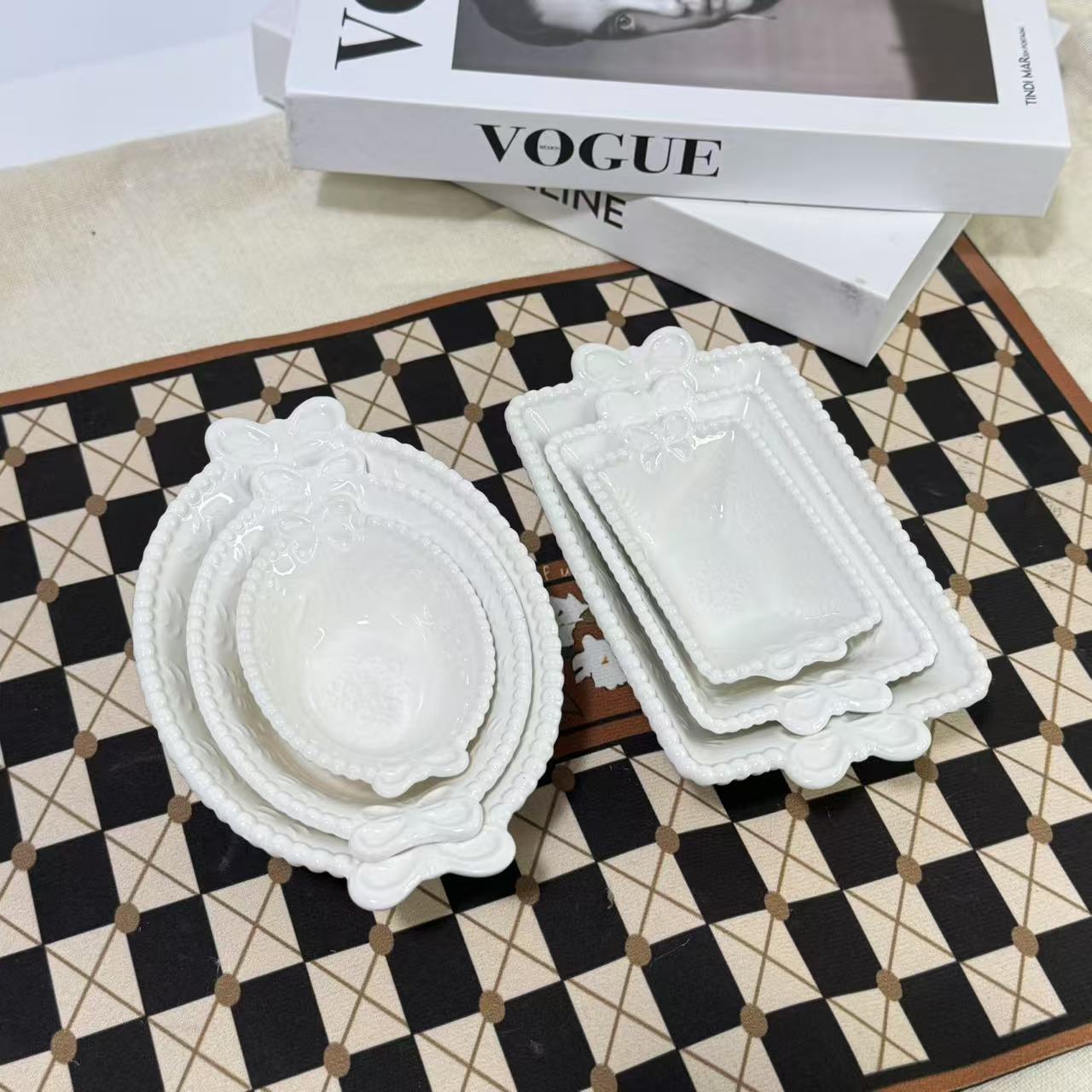 Plato Pequeño de Cerámica para Condimentos Cerámica Diseño en Relieve para Hoteles y Aperitivos