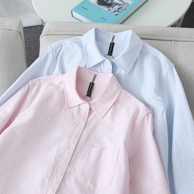 High-End Oxford Cotton Unisex Workwear Slim-Fit Striped Shirt for Women with Polo Collar, Suitable for Layering High-End Oxford Cotton Unisex Workwear Slim-Fit Striped Shirt for Women with Polo Collar, Suitable for Layering