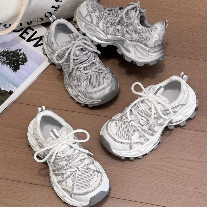 Paris Dad Shoes for Women 2026 New Model with Rhinestones, Breathable Mesh Sports Casual Shoes, Versatile Thick-Soled Height-Increasing Running Shoes Paris Dad Shoes for Women 2026 New Model with Rhinestones, Breathable Mesh Sports Casual Shoes, Versatile Thick-Soled Height-Increasing Running Shoes