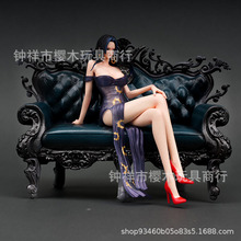 海贼王 女帝 波雅汉库克 西装暴徒系列第四弹 沙发女帝手办雕像