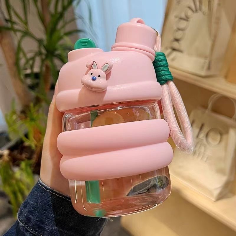 Taza de plástico para chicas, resistente al calor, con pajita, diseño 2025 - Mayorista