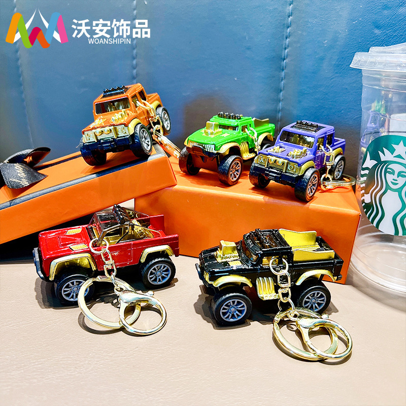 Huili alloy pickup truck keychain toy car bag key chain pendant boy jeep small gift wholesale
