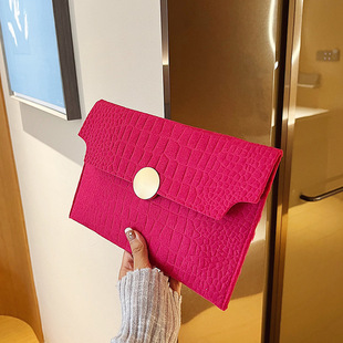 2023 Summer Casual Women's Clutch Bag Casual Trendy Clutch Bag New Style Bag Women's Fashionable Simple Envelope Bag