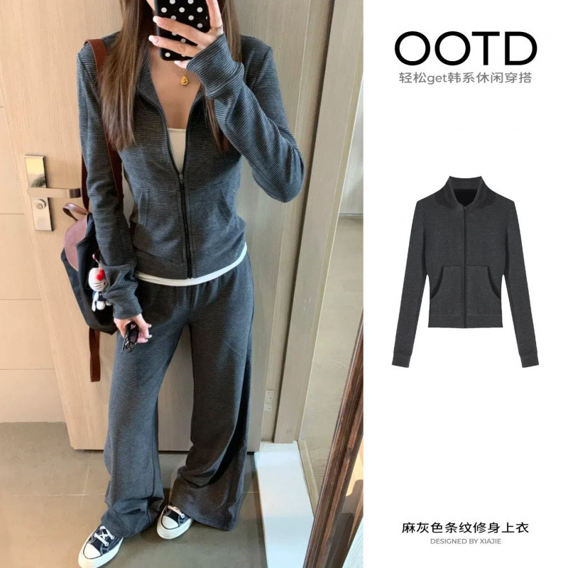 灰色条纹休闲运动套装女2025新款早秋季一整套小个子老钱风穿搭|undefined