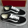 Classic black-low top