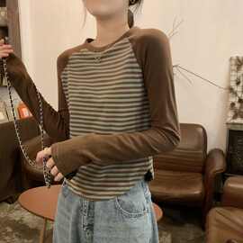 依号家撞色条纹插肩长袖T恤女春季新款韩版修身内搭打底磨毛上衣