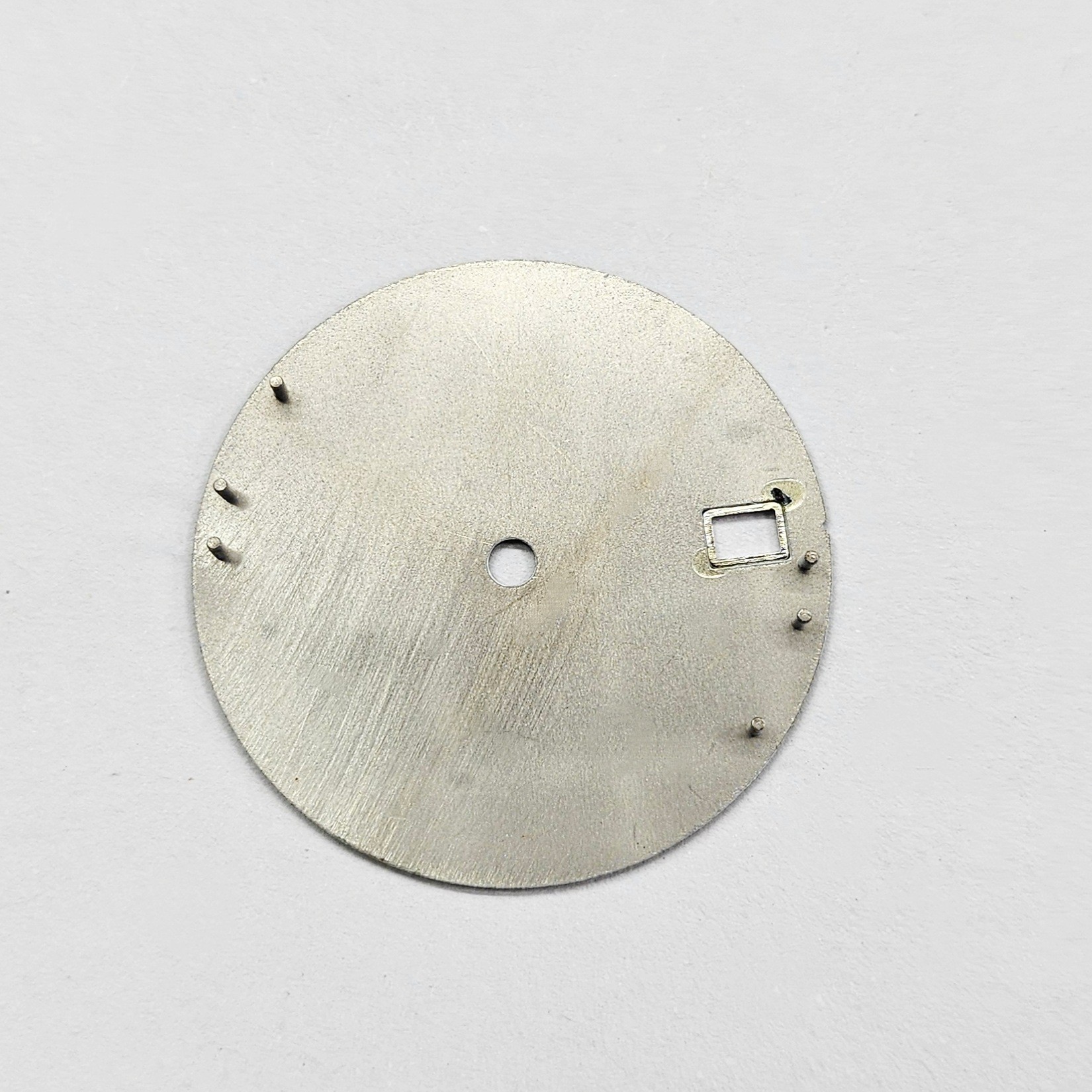 O1CN01rsAPdG1InC4hytgP5_!!2215