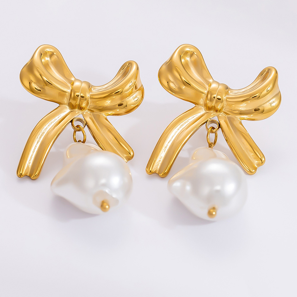 PVD Coated Real Gold Plated Heart Shape Flower Bow Knot 304 Stainless Steel Simple Style Commute Waterproof Non Tarnish Drop Earrings display picture 6