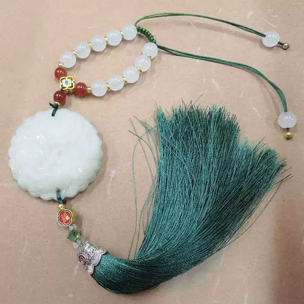 Beaded biting money brave single ear green