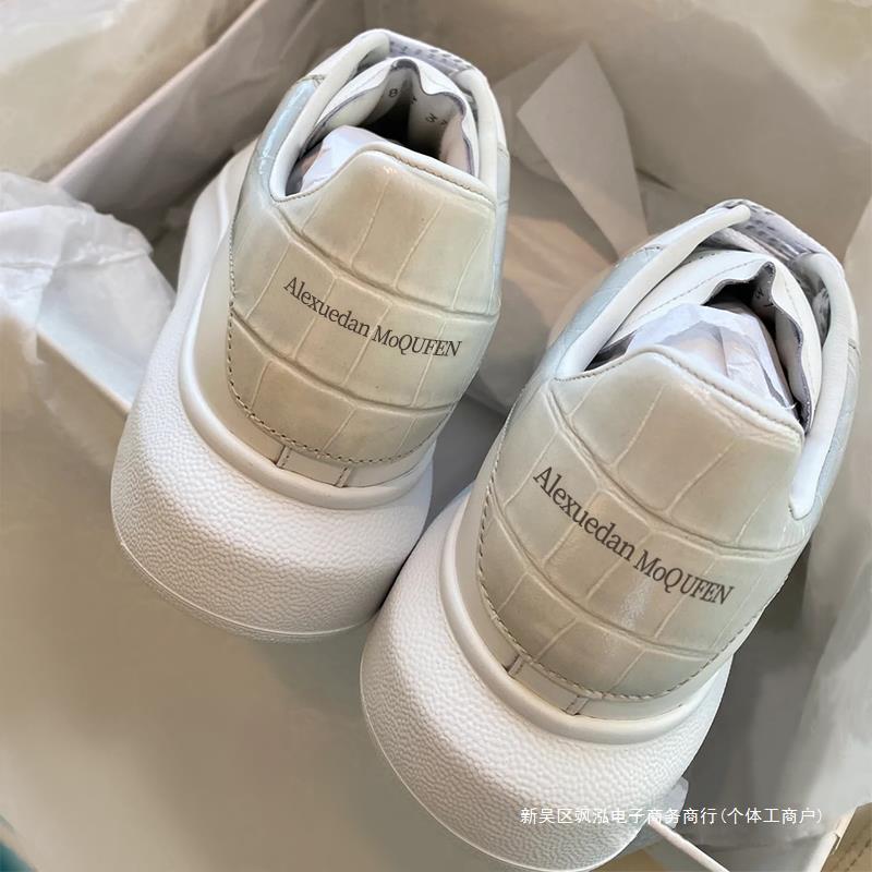 Kuang McQueen white shoes 2024 Spring New Milo men's shoes thick sole height increasing shoes men's fashionable sneakers Women's