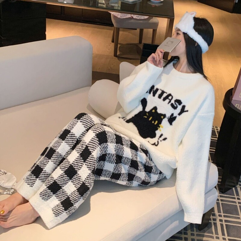 Half-fleece autumn and winter new casual pajamas for women, coral fleece thickened long-sleeved warm half-fleece loungewear set