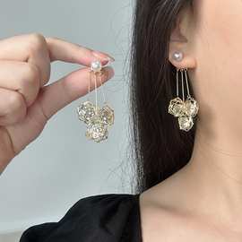 2025新款甜美镶钻石蝴蝶气质轻奢风 结耳圈可拆分气质时尚