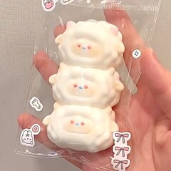 小紅の本は同じタイプです。
