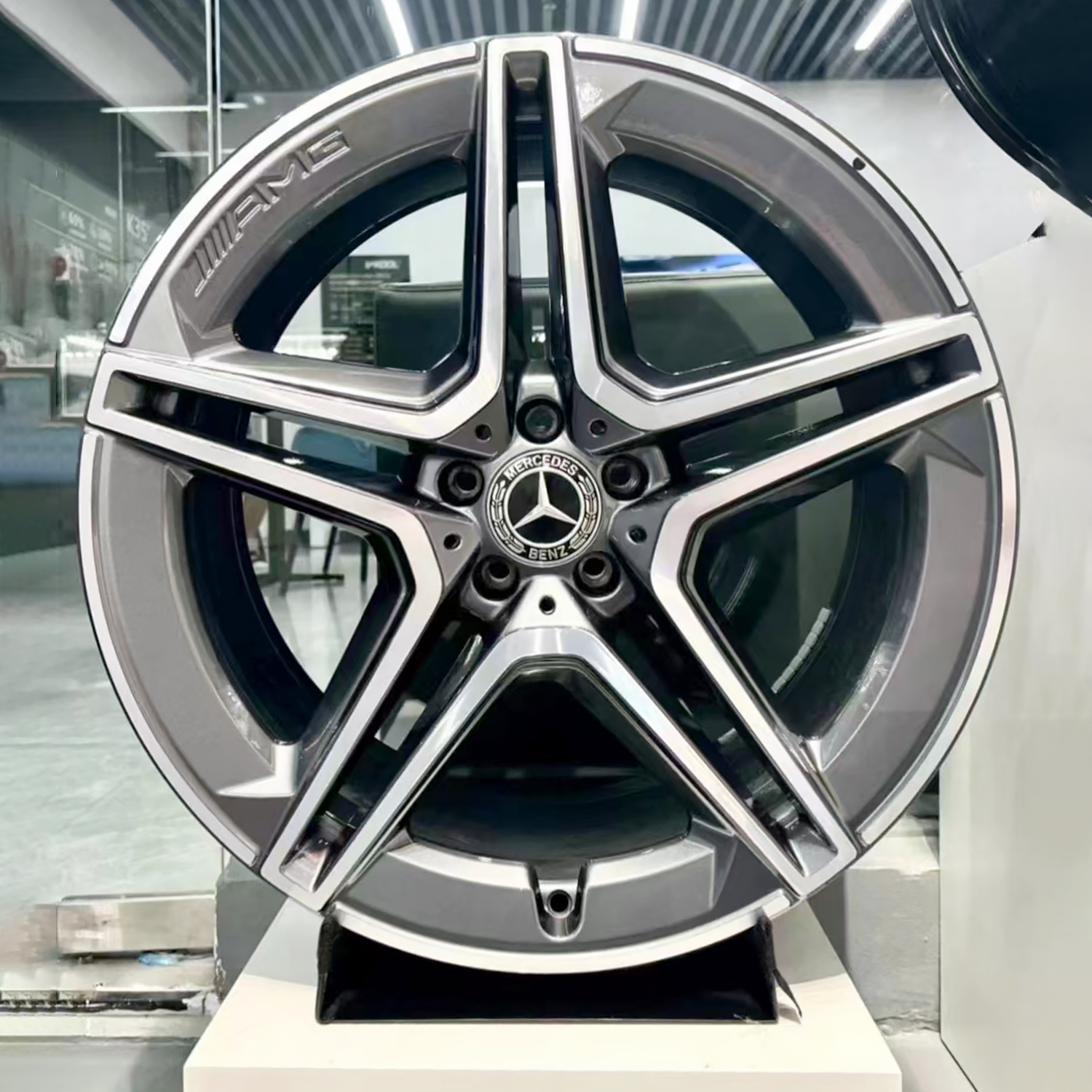 轮毂架汽车改装钢圈通用轮玲架汽车4S美容店修理厂拆装轮展示架