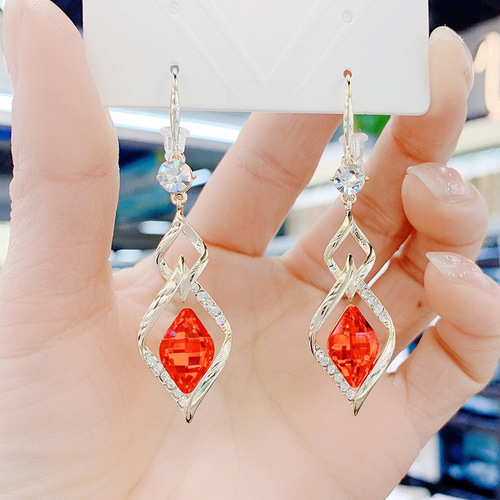 Geometric Rhombus Crystal Earrings for Women, Korean-Chic Long Pendants with Diamond Accents, Trendy Long Tassel Earrings