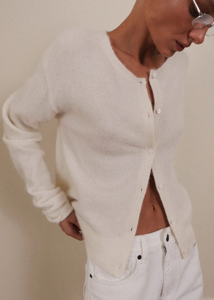 Áo cardigan len nữ cổ tròn dáng rộng cài khuy một hàng, dài tay, phong cách thanh lịch — Màu trắng, Xanh bạc hà, màu xám chi tiết 39