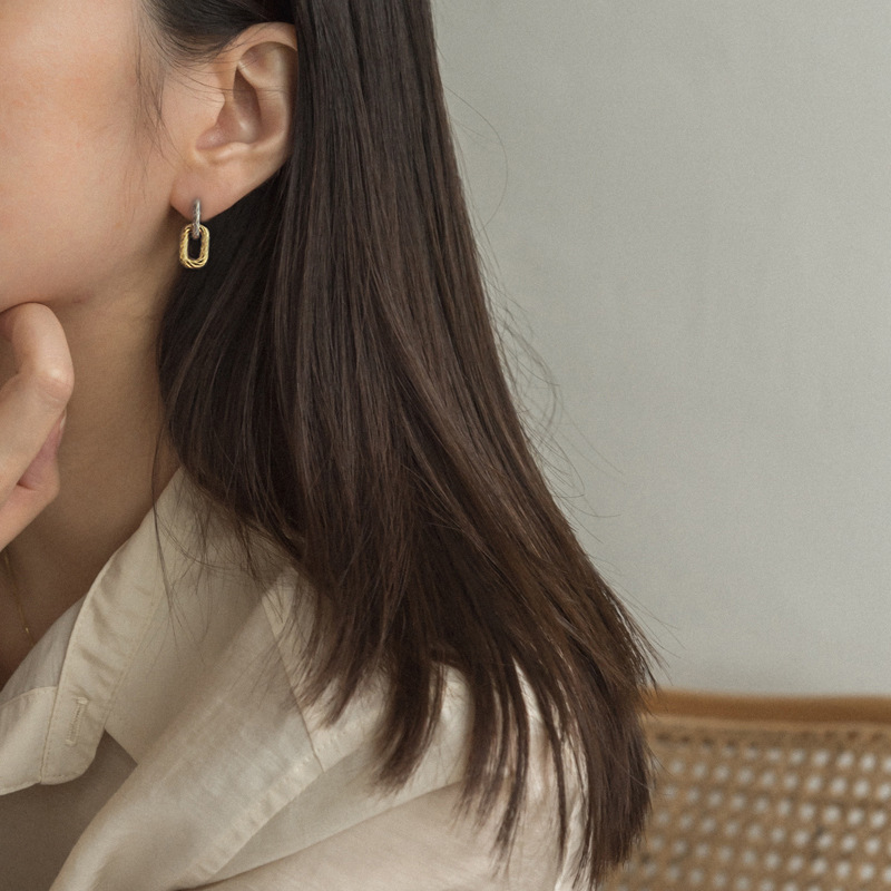 vintage-gold-and-silver-contrast-color-brass-gold-plated-temperament-earrings-high-end-sense-metal-earrings-earrings-temperament-simple-womens-wholesale