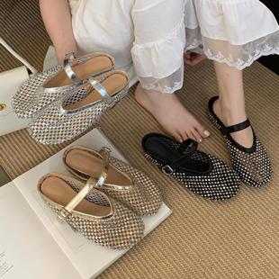 ��ʽ�⴩һ�֎����^����ЬŮ2025���ļ��¿��U�ՈA�^ƽ�ל\�ڛ���