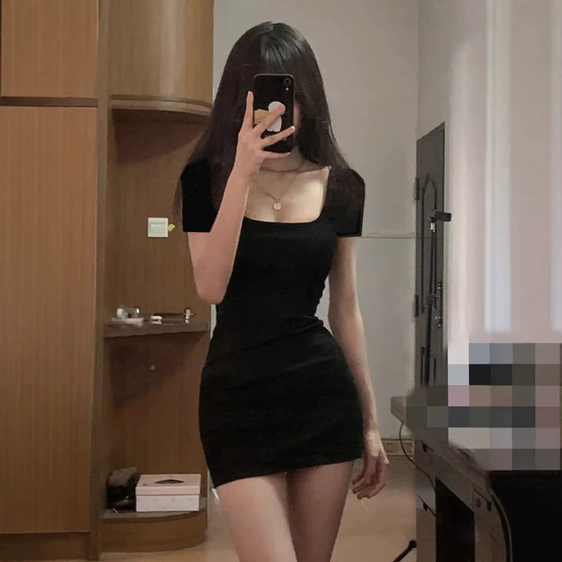 Dark and cool trendy hot girl dress, summer short-sleeved U-neck niche figure-flattering hot and sexy bodycon dress Dark and cool trendy hot girl dress, summer short-sleeved U-neck niche figure-flattering hot and sexy bodycon dress