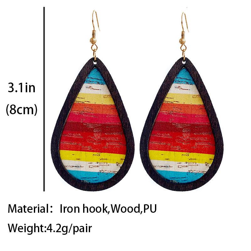 1 Pair Retro Stripe Water Droplets Horse Pu Leather Wood Iron Earrings display picture 1