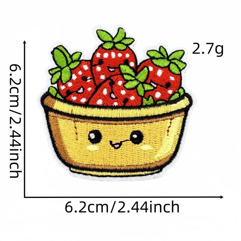 かわいい漫画イチゴ刺繍布ステッカーフルーツレッド刺繍パッチアクセサリー衣類アクセサリーコンピュータ刺繍パッチ|undefined