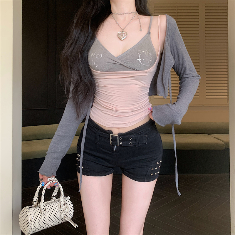 纯欲辣妹v领抹胸上衣女秋季防晒开衫披肩假两件吊带两件套巨好看|undefined