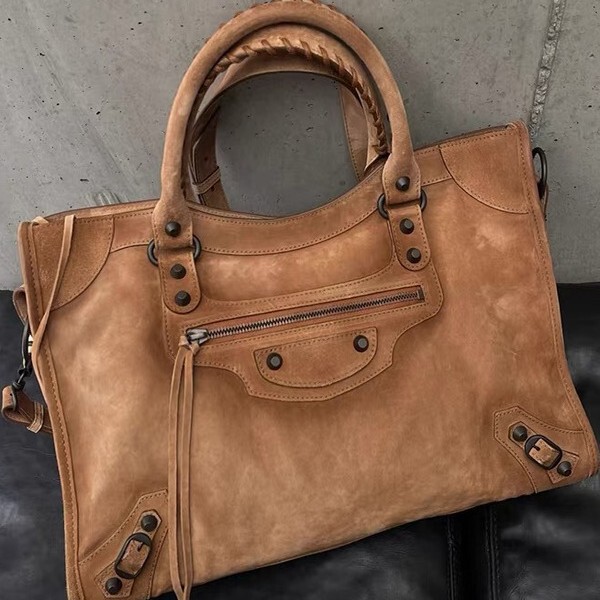 2026 New Trendy Retro Distressed Suede Studded Biker Bag Large Capacity Crossbody Handbag