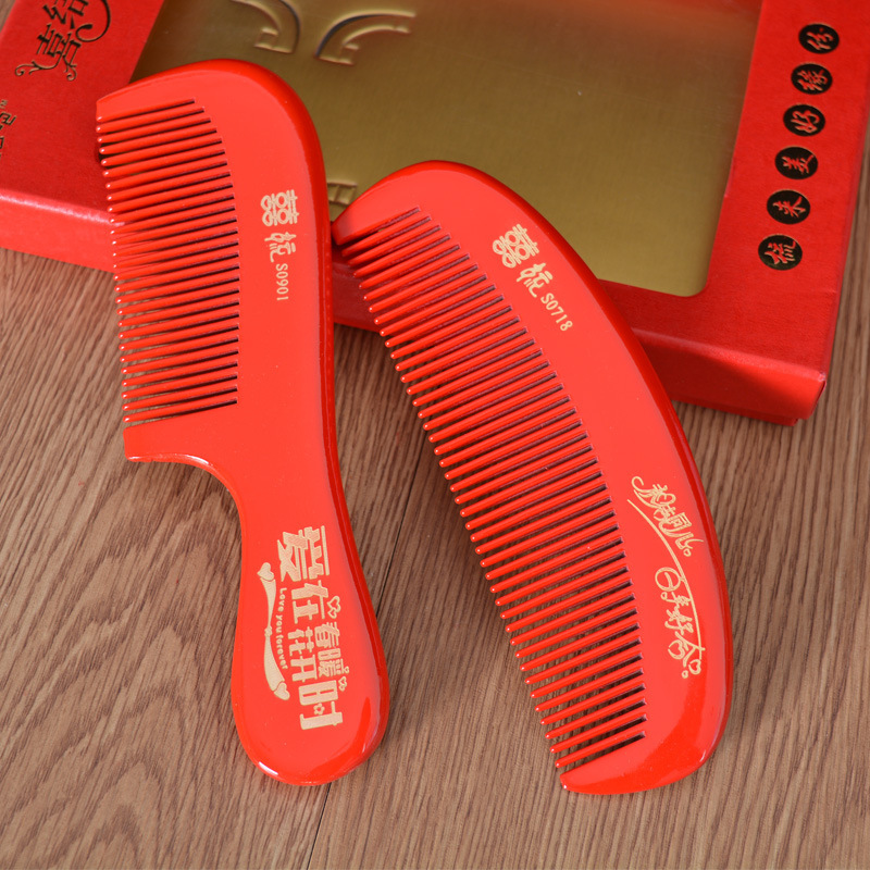 Wedding Wooden Combs Dragon and Phoenix Combs Red Bride Red Pair of Wooden Carved Maiden High-end Wedding Supplies