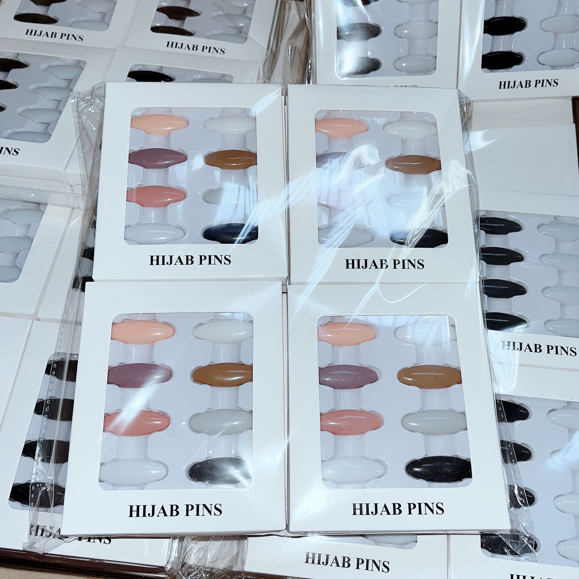 High quality plastic pin, custom-made, (Cross-border trading)