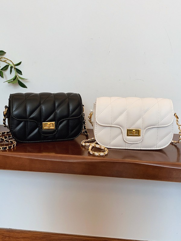 Popular Quilted Underarm Bag, New Trendy Spring and Summer Versatile Shoulder Crossbody Bag, Niche Summer Black Chain Women's Bag