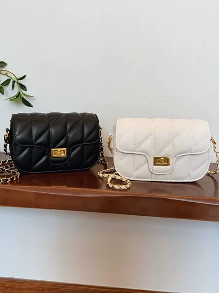 Popular Quilted Underarm Bag, New Trendy Spring and Summer Versatile Shoulder Crossbody Bag, Niche Summer Black Chain Women's Bag