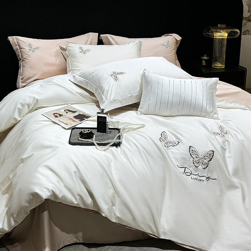 Parure de lit brodée papillons en coton de luxe_voghion.com