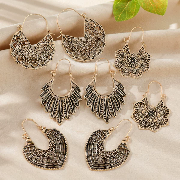 Vintage Alloy Earrings, Cross-Border Bohemian Style, Distressed Hollow Geometric Earrings, European and American Ethnic Style Hoop Earrings for Women