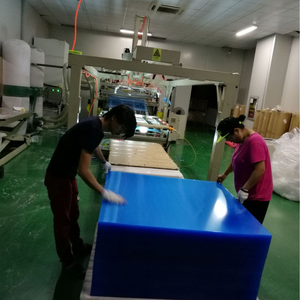 高透明亚克力板亚克力厚板彩色板透明板有机玻璃镜面板整张