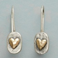 クロスボーダーの人気ロマンチックな愛のレトロな女性のイヤリングの耳のフックの耳のアクセサリーのメーカーの卸売り